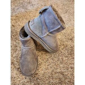 UGG Classic Mini Boots Grey Suede Size 6 NWOT